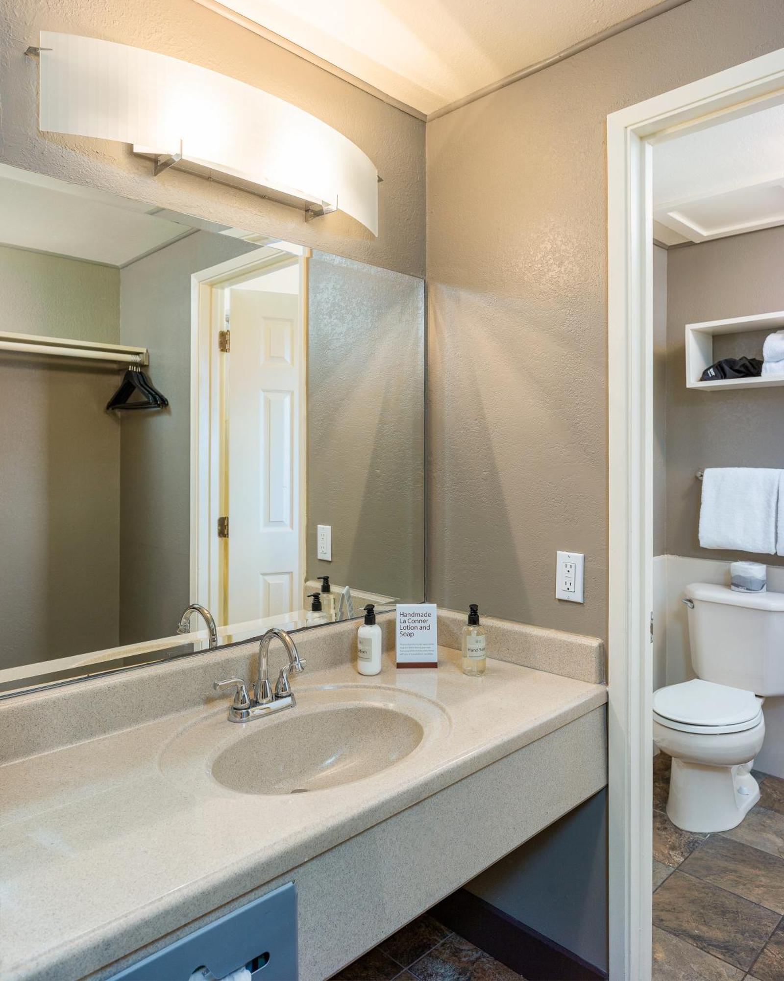 Earthbox Inn & Spa Friday Harbor Εξωτερικό φωτογραφία